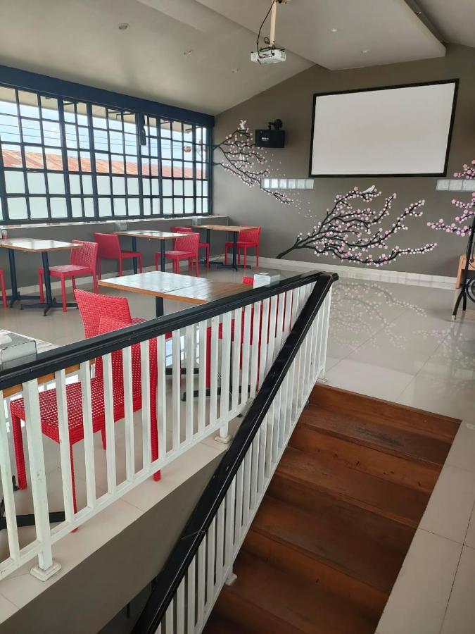 Naka Hotel Kupang Kupang  Kültér fotó
