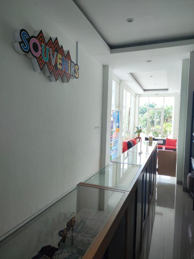 Naka Hotel Kupang Kupang  Kültér fotó
