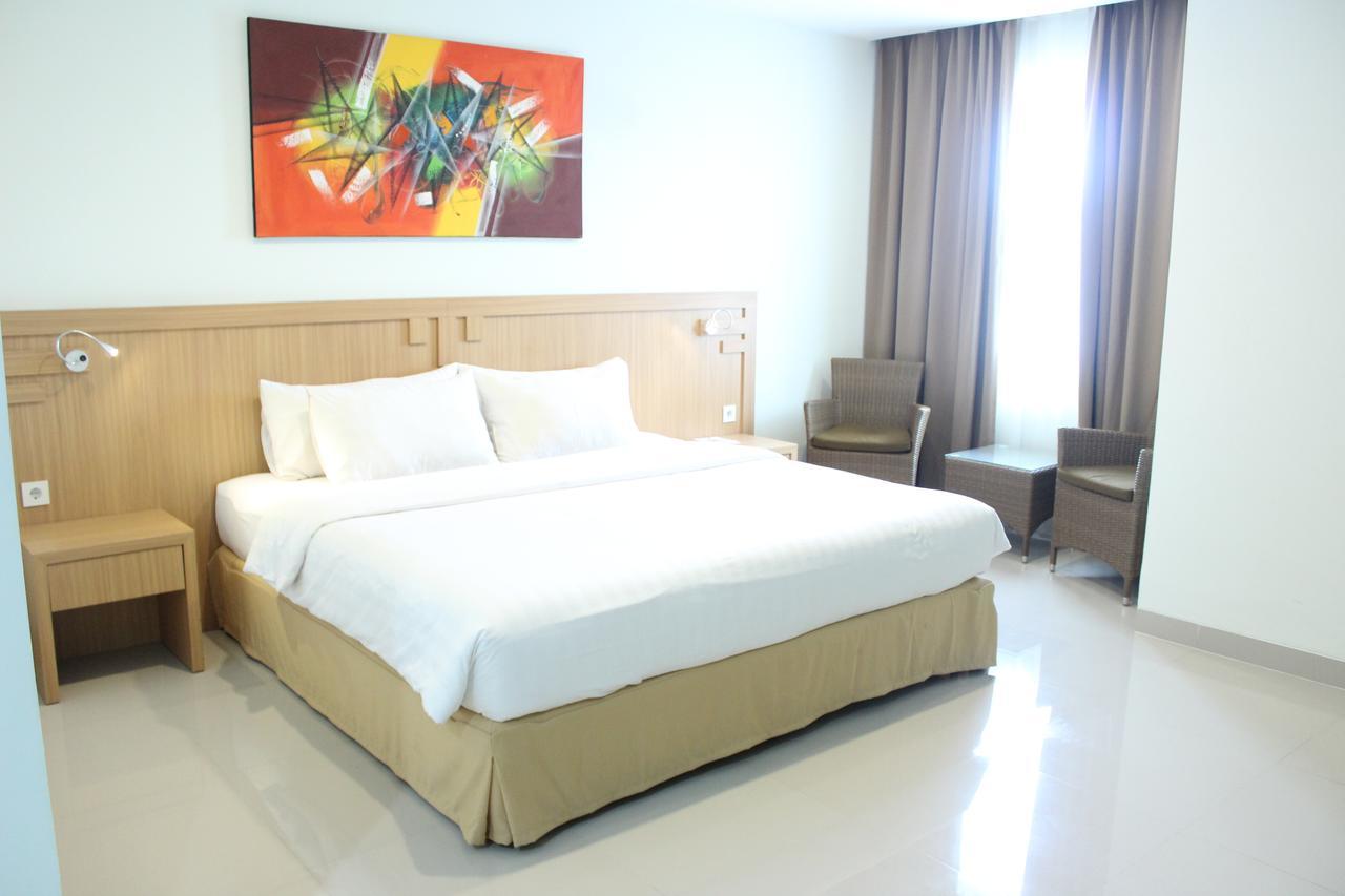 Naka Hotel Kupang Kupang  Kültér fotó