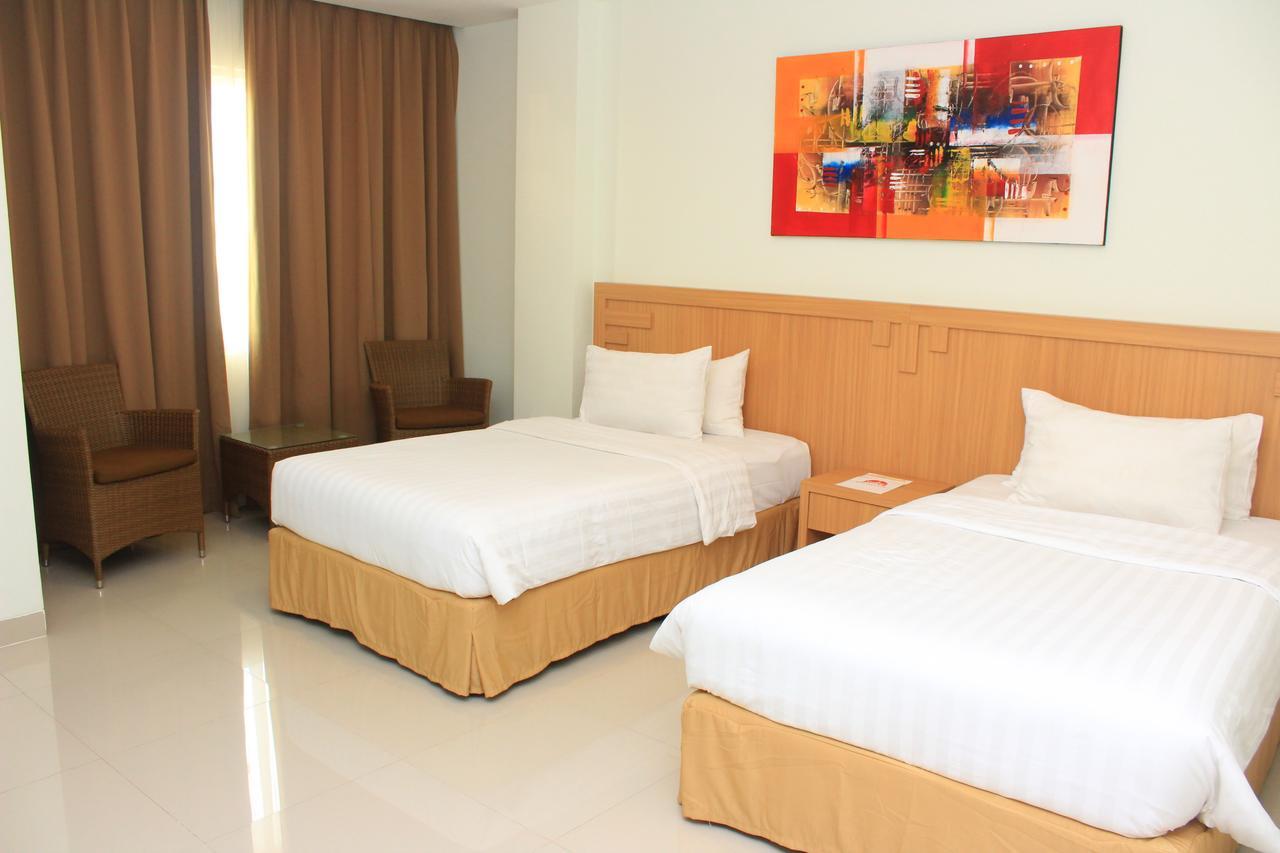 Naka Hotel Kupang Kupang  Kültér fotó