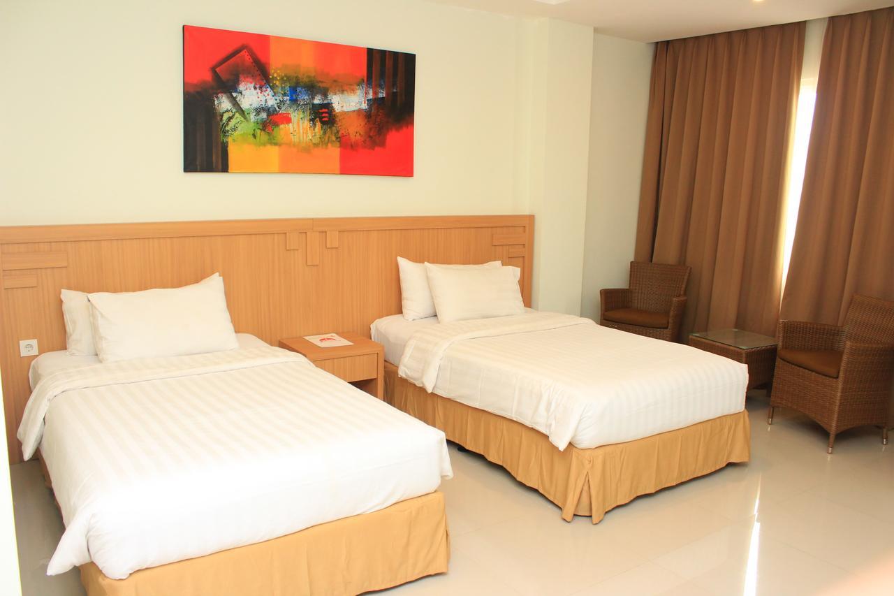 Naka Hotel Kupang Kupang  Kültér fotó